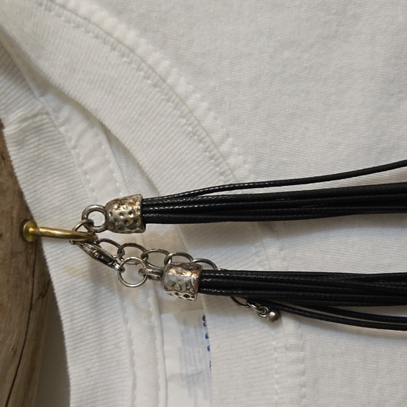 Heart pendant necklace,vegan black cord,love,intricate pattern,adjustable - Picture 5 of 10